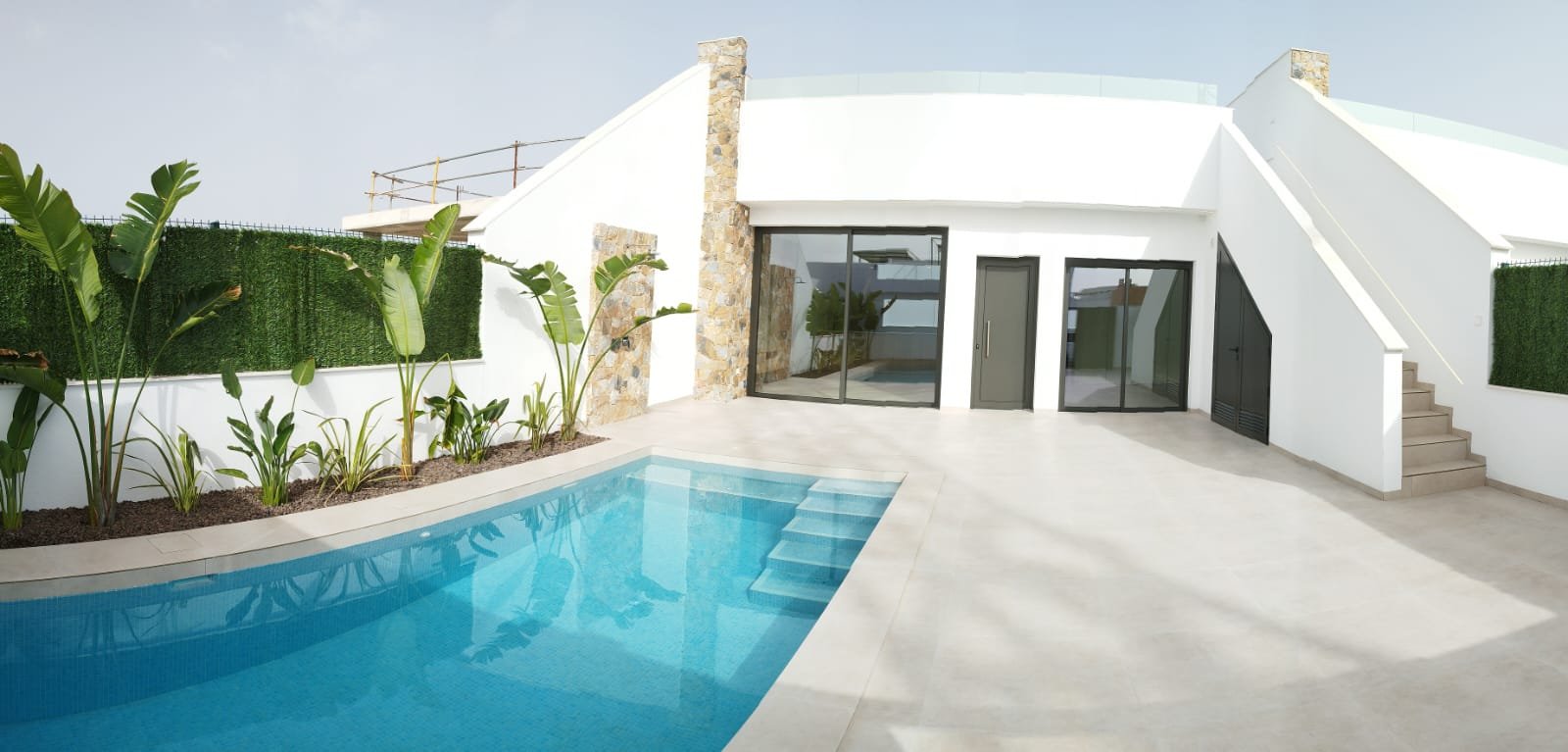 Diese exklusive Sammlung freistehender Chalets befindet sich in der charmanten Stadt San Javier und bietet ein einzigartiges Wohnerlebnis. Mit nur se Diese exklusive Sammlung freistehender Chalets befindet sich in der charmanten Stadt San Javier und bietet ein einzigartiges Wohnerlebnis. Mit nur se